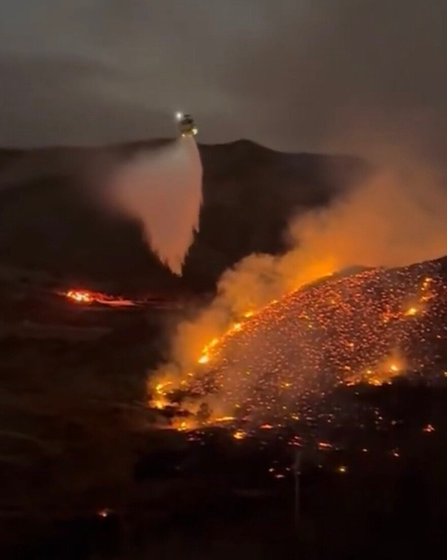 Ventura County firefighters stop brush fire north of Simi Valley